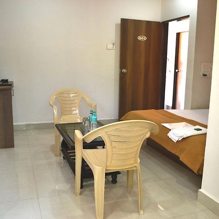 Prakruti Agro Farm Hotel Jawhār Buitenkant foto