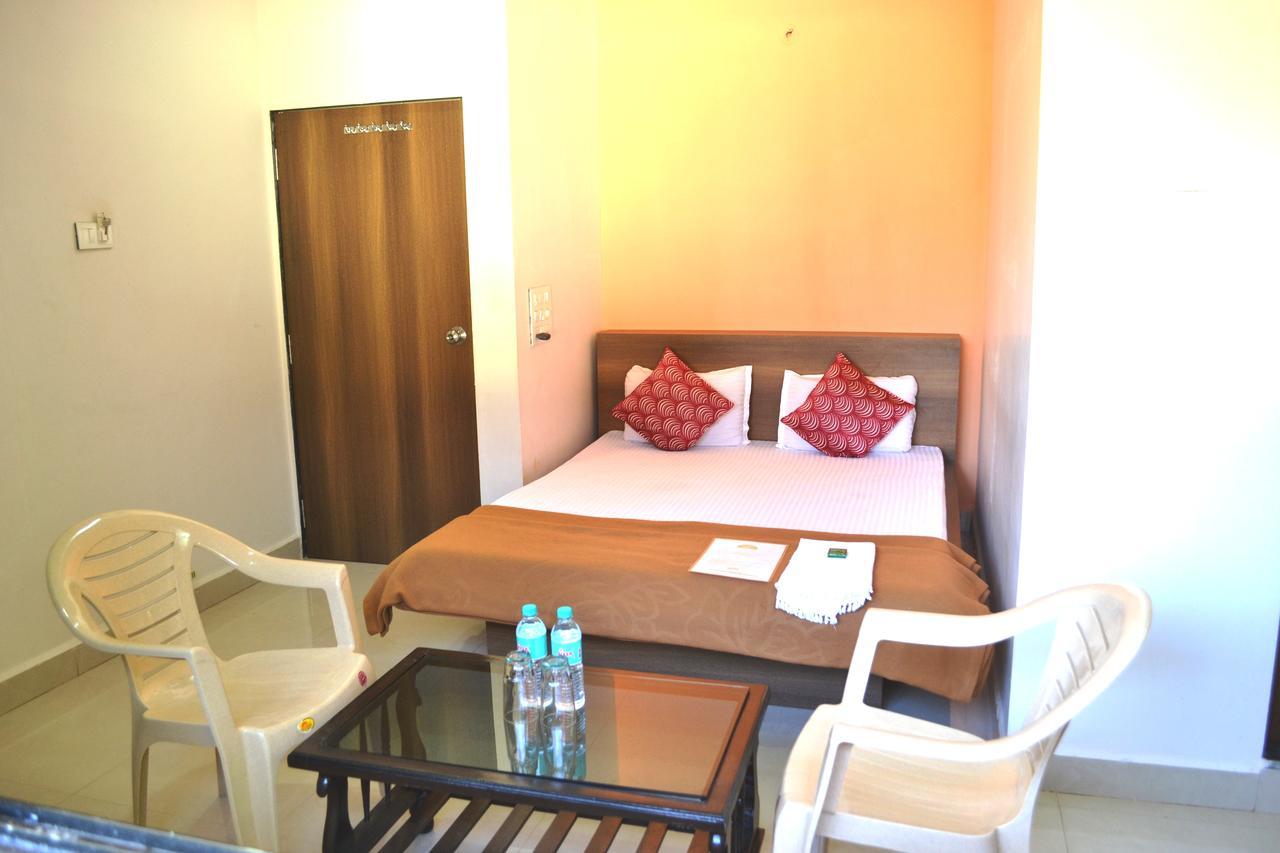 Prakruti Agro Farm Hotel Jawhār Buitenkant foto